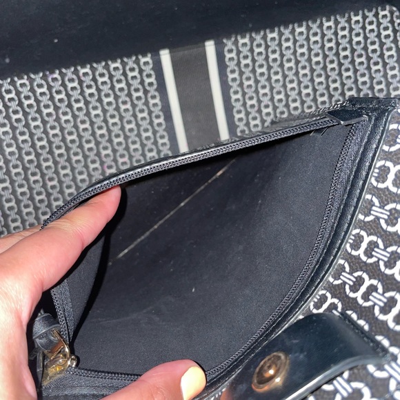 Tory Burch Gemini Tote Bag - Picture 5 of 10